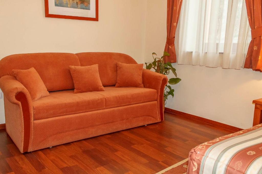 Pannon Hotel Bejelentkezes 20 Oraig, Check-In Until 20 O'Clock, Einchecken Bis 20 Uhr Mohács 객실 사진