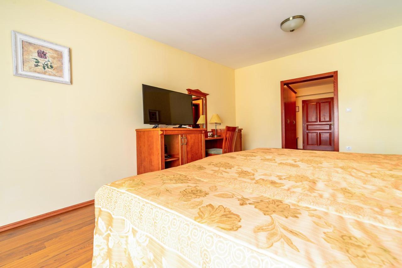 Pannon Hotel Bejelentkezes 20 Oraig, Check-In Until 20 O'Clock, Einchecken Bis 20 Uhr Mohács 외부 사진